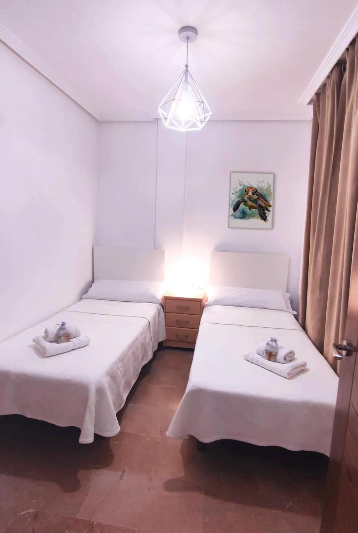 Of 2bdr With Excellent Location Apartment *