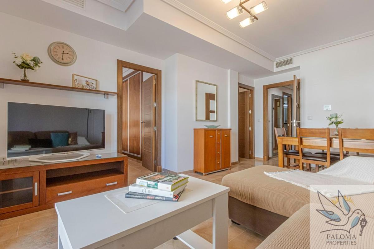 Of 2bdr With Excellent Location Apartment Benalmadena